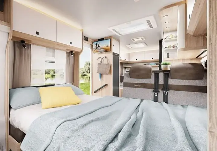 Jak wygląda kamper w środku? Zobacz mobilny dom na kołach!